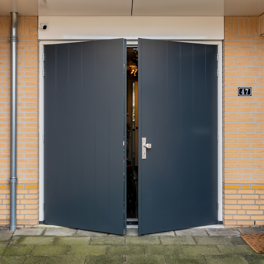 Houten garagedeur goede kwaliteit