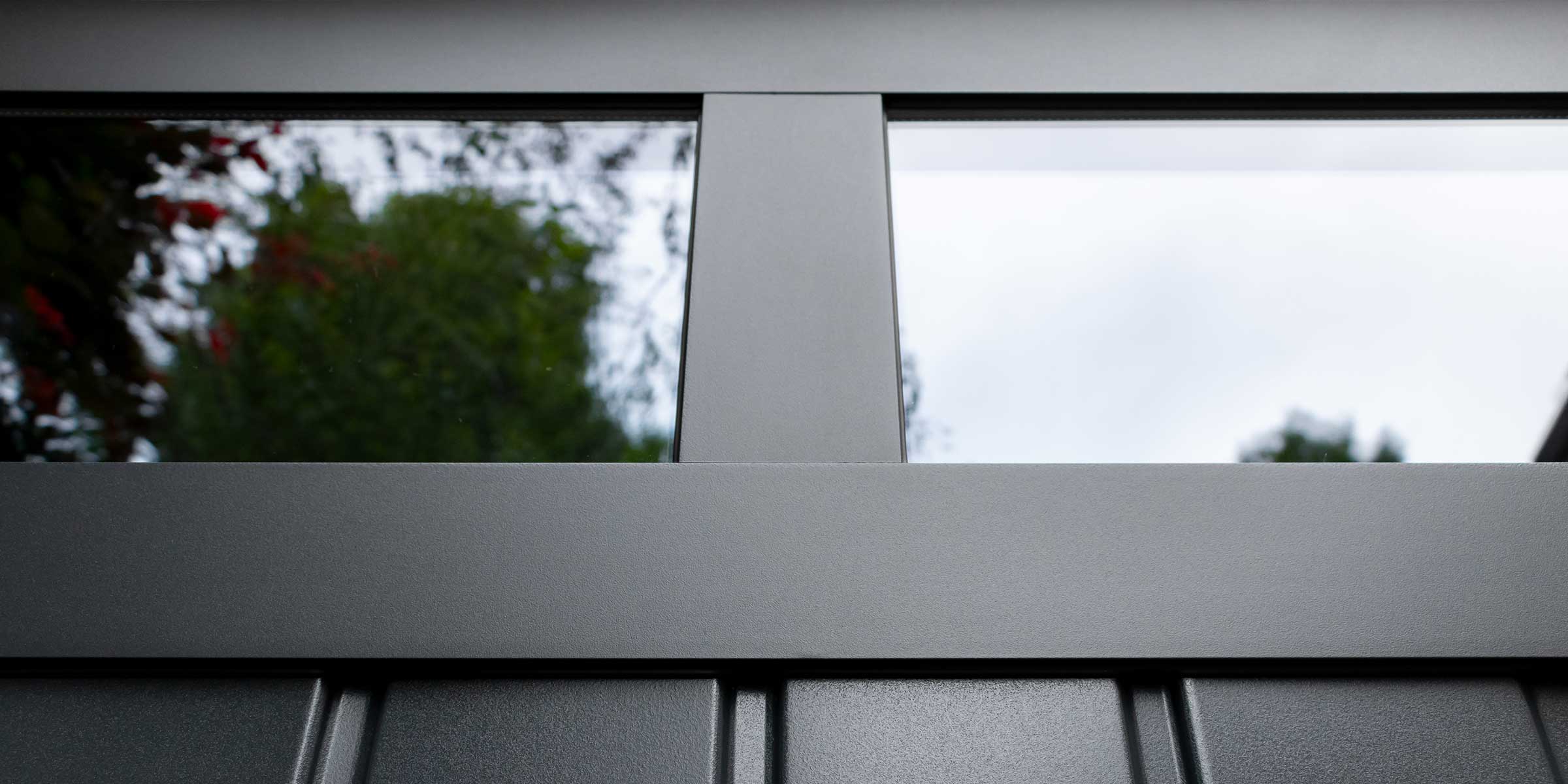 Garagedeur met ramen